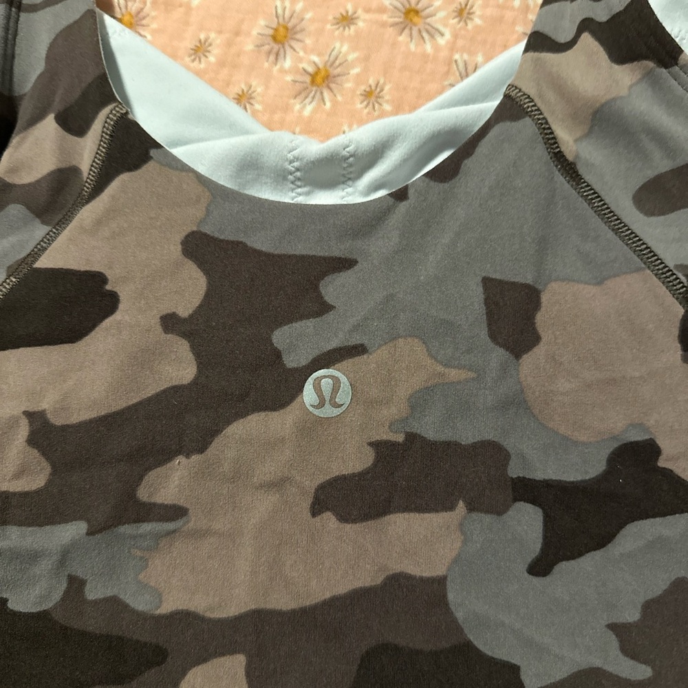 Camouflage Lululemon Align Tank - Picture 3 of 3